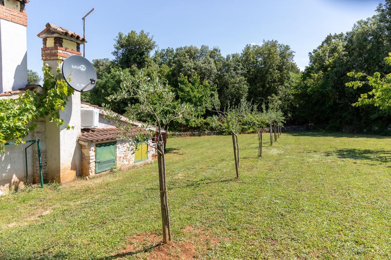 Holiday House Hana Ровинь Экстерьер фото
